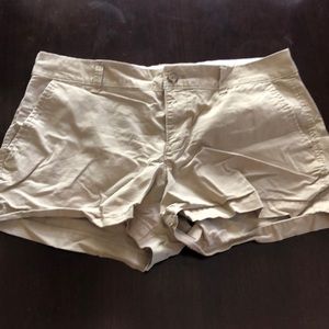 Old Navy Khaki shorts